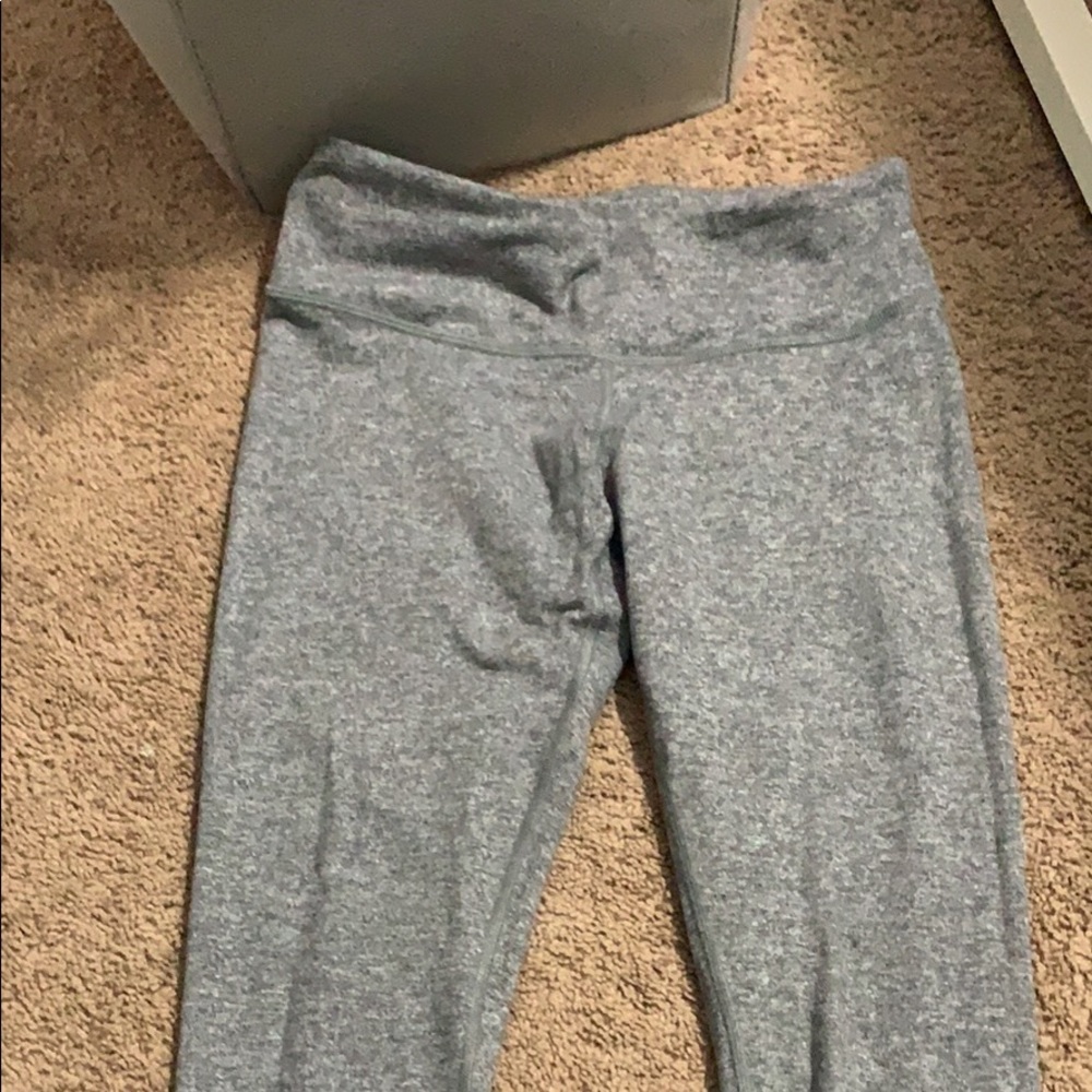 Grey lululemon leggings. Size 6